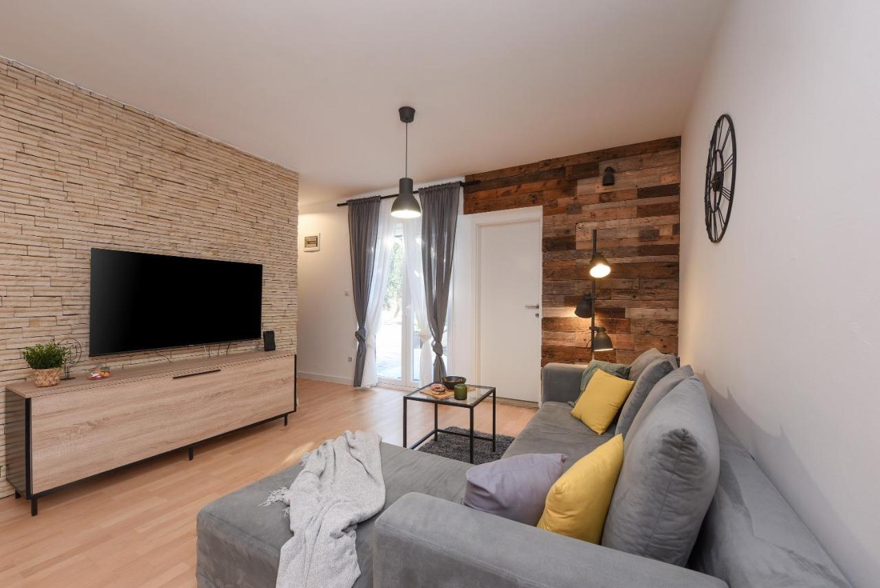 L&R Luxury Apartment- Free Parking Zára Kültér fotó