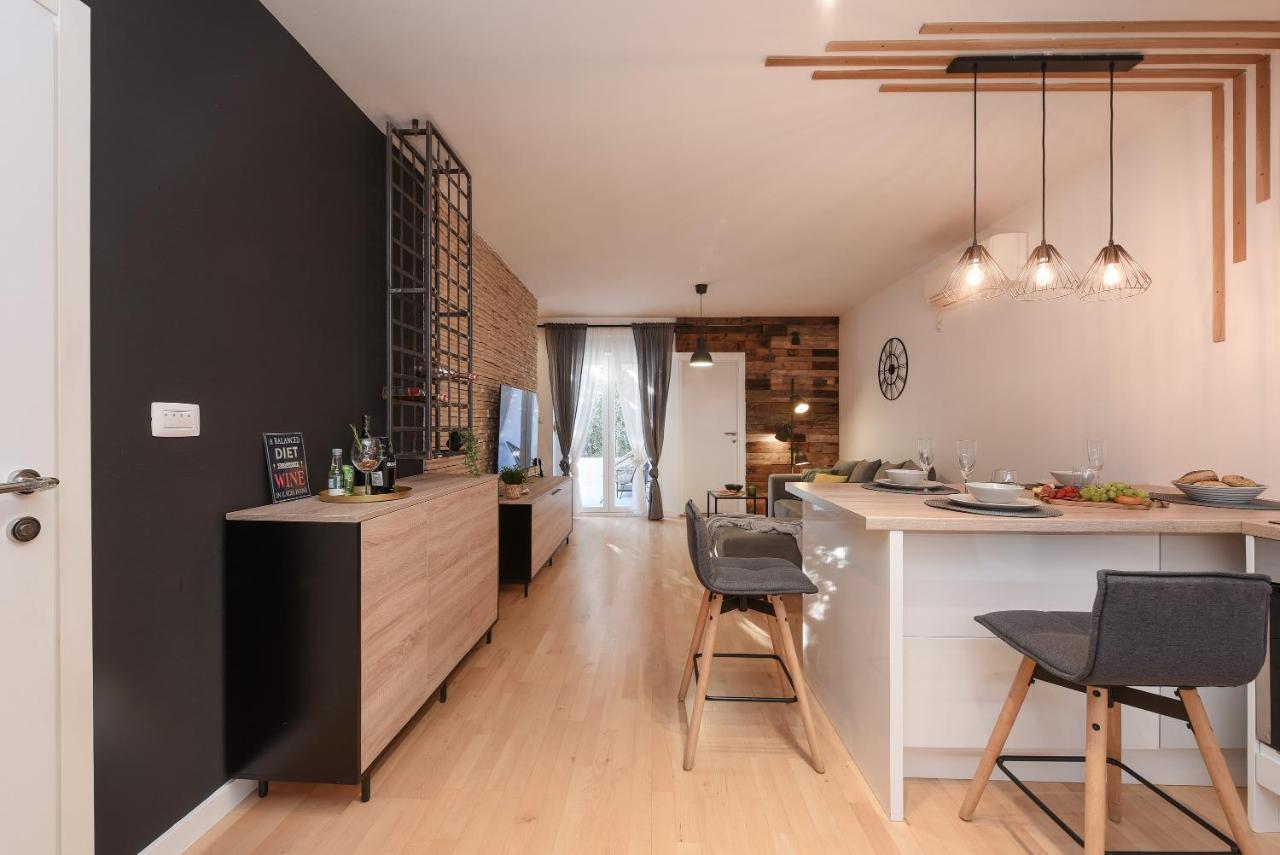 L&R Luxury Apartment- Free Parking Zára Kültér fotó