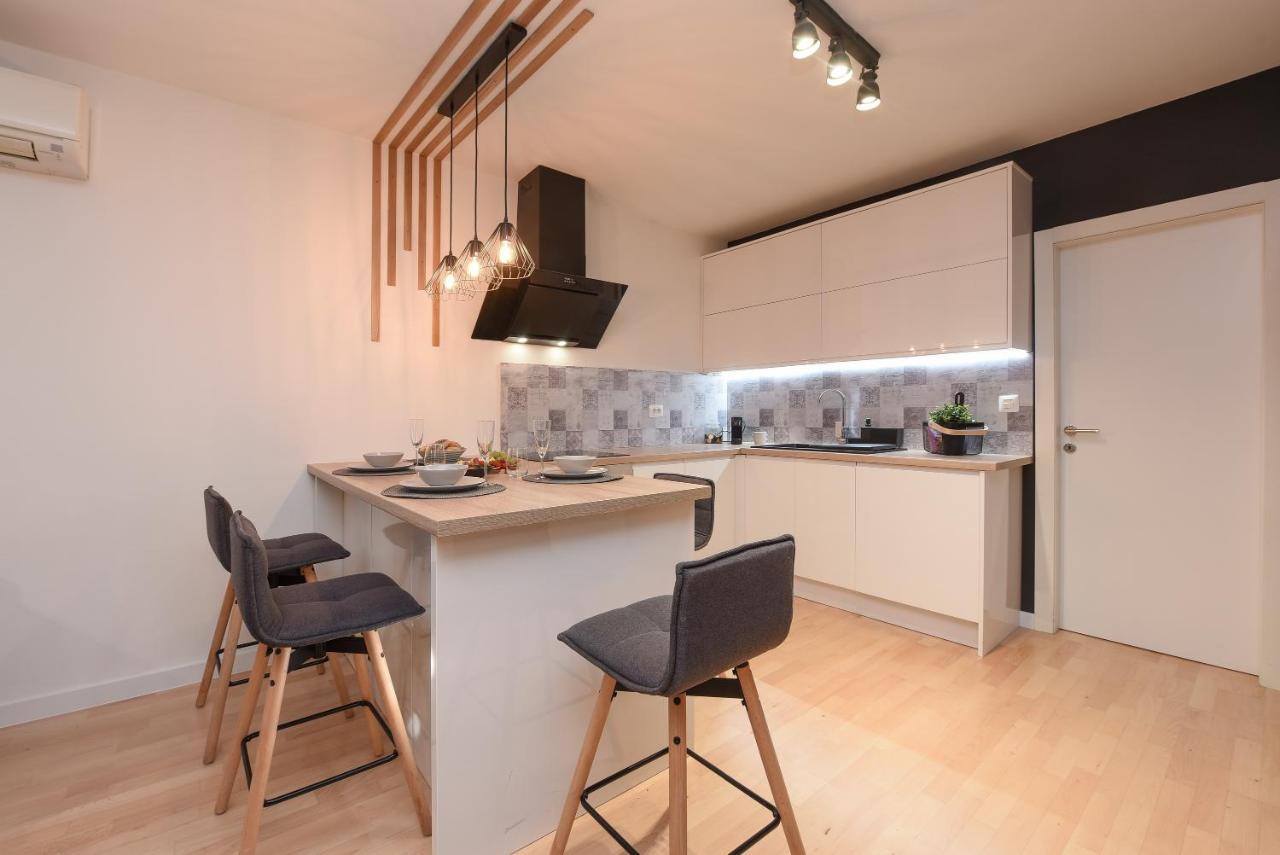 L&R Luxury Apartment- Free Parking Zára Kültér fotó