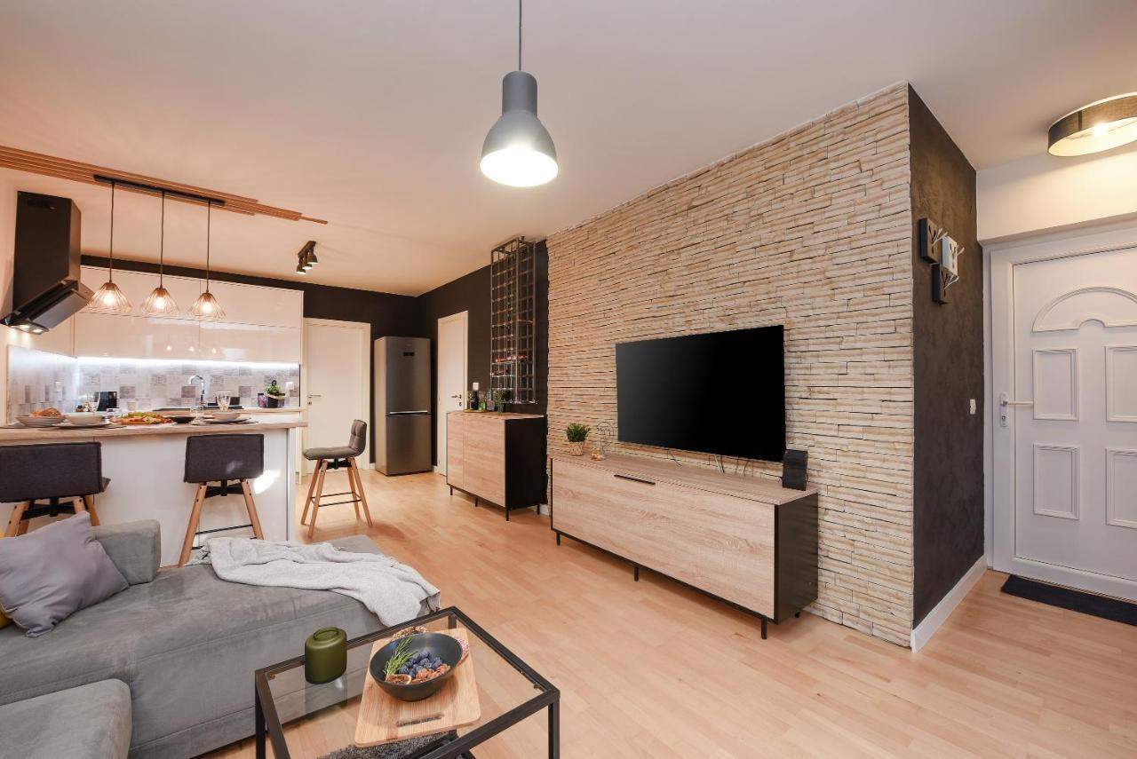L&R Luxury Apartment- Free Parking Zára Kültér fotó